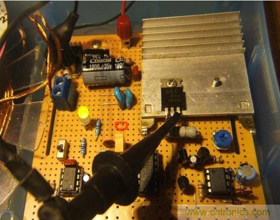 DIY:手工打造智能無(wú)線(xiàn)供電臺燈