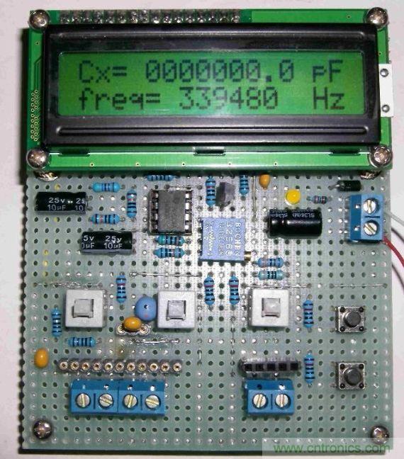 DIY集電容、電感和頻率為一體的測量?jì)x器