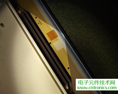 探秘電子紙！一款電紙書(shū)的電子墨水屏拆解
