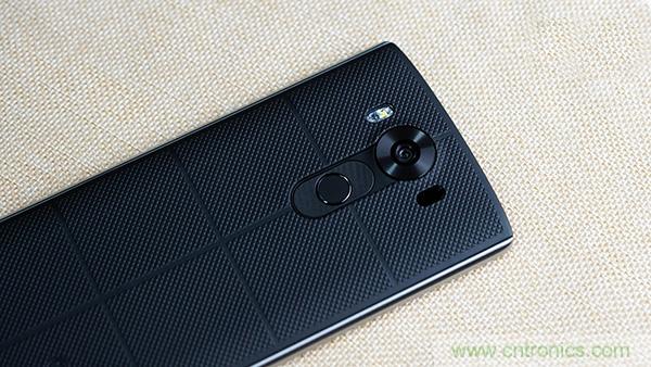 業(yè)界良心 LG V10 評測:剛毅、冷峻，不失人性化