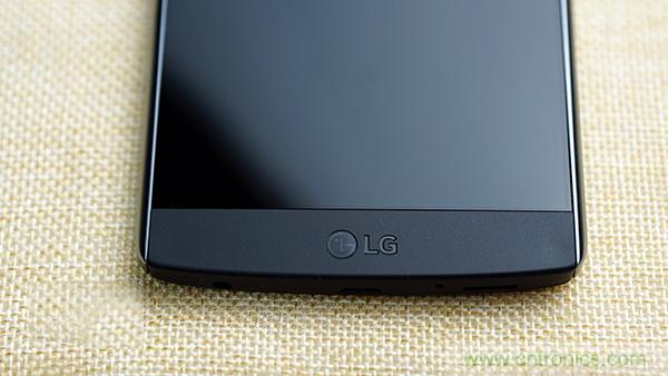 業(yè)界良心 LG V10 評測:剛毅、冷峻，不失人性化