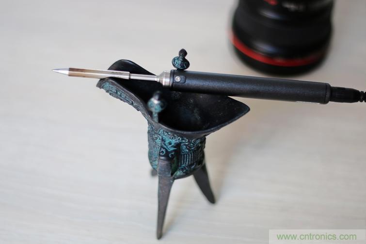 一款能喚起 70 后工程師朋友“童年趣事”的迷你電烙鐵！