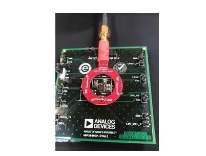 交錯式反相電荷泵如何破解EMI/紋波雙難題？